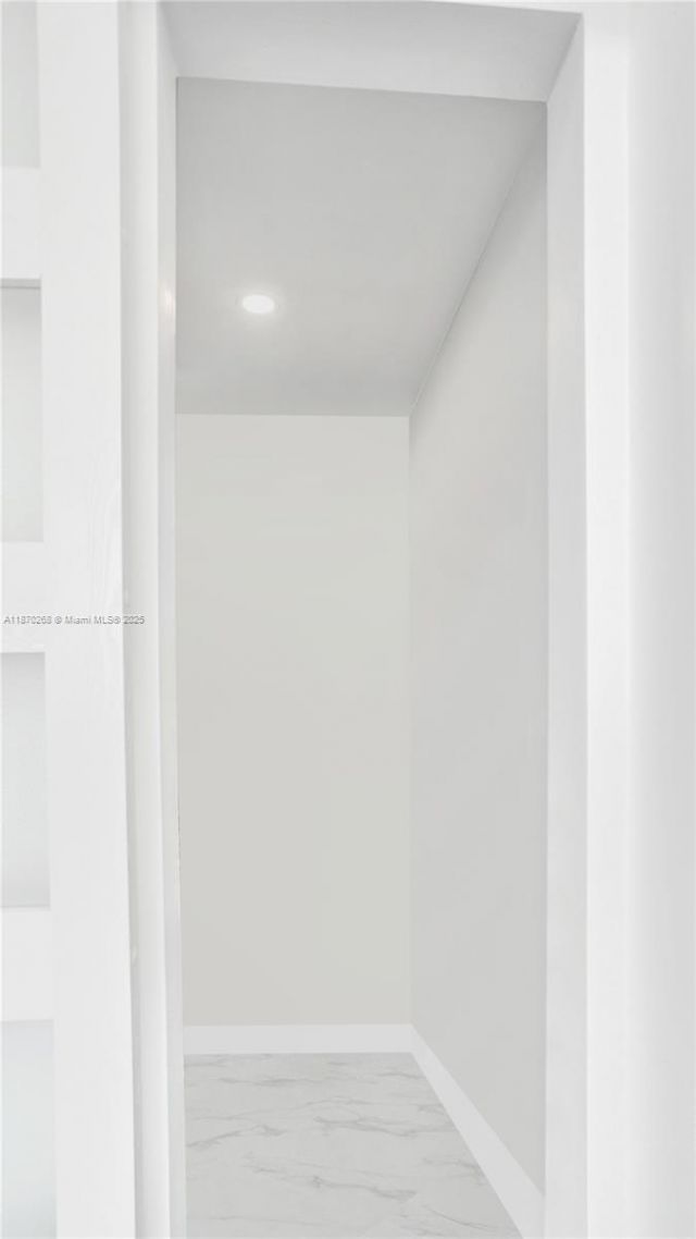 1985 S Ocean Dr, Unit 11L, Hallandale Beach, FL 33009 Photo