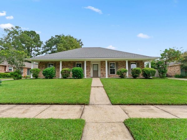 5431 Charing Way Ave, Baton Rouge, LA 70817