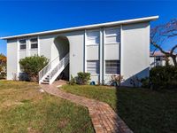 522 PINE AVENUE Unit 6A