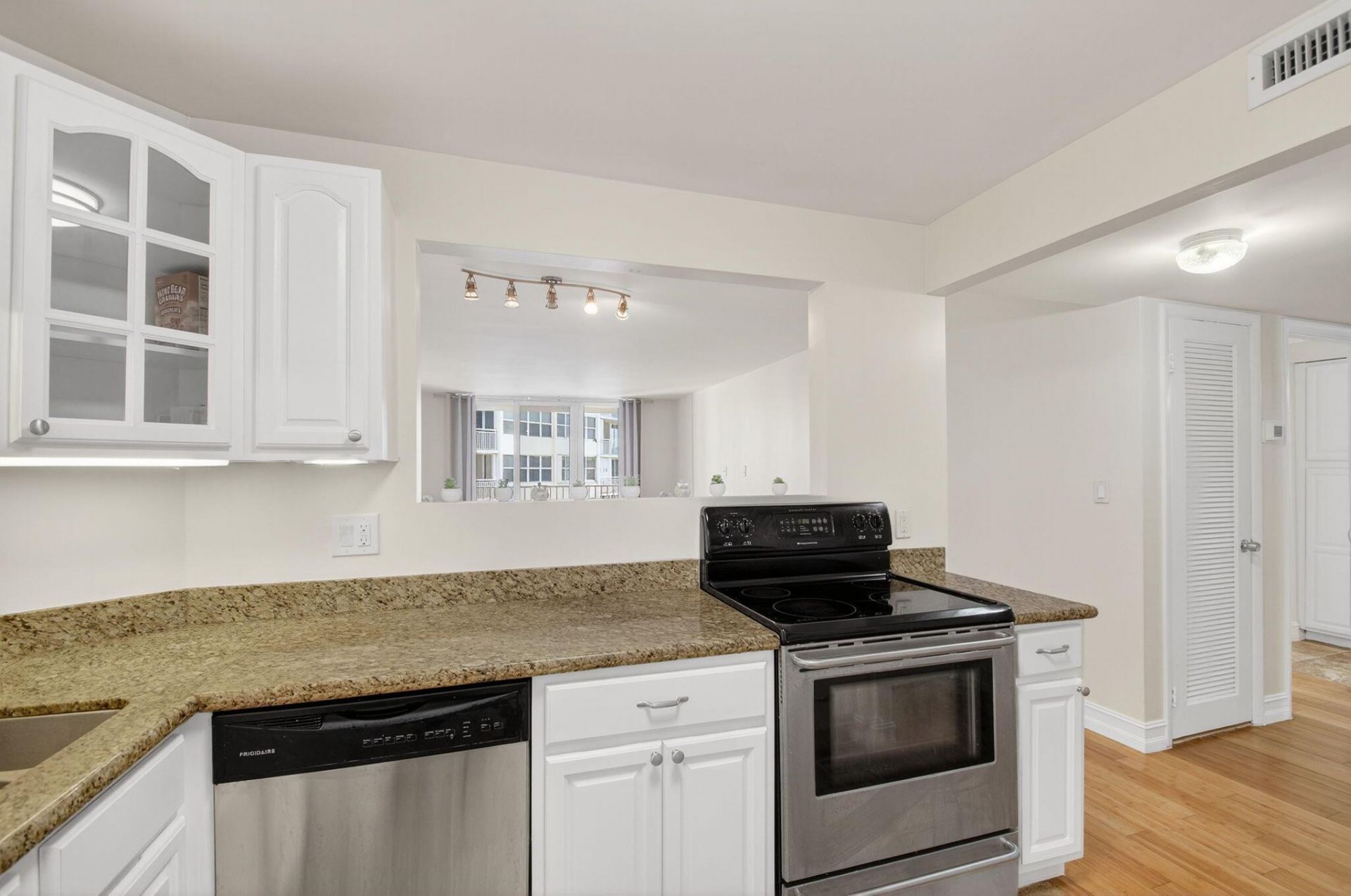 3540 S Ocean Boulevard, Unit 610, South Palm Beach, FL 33480 Photo