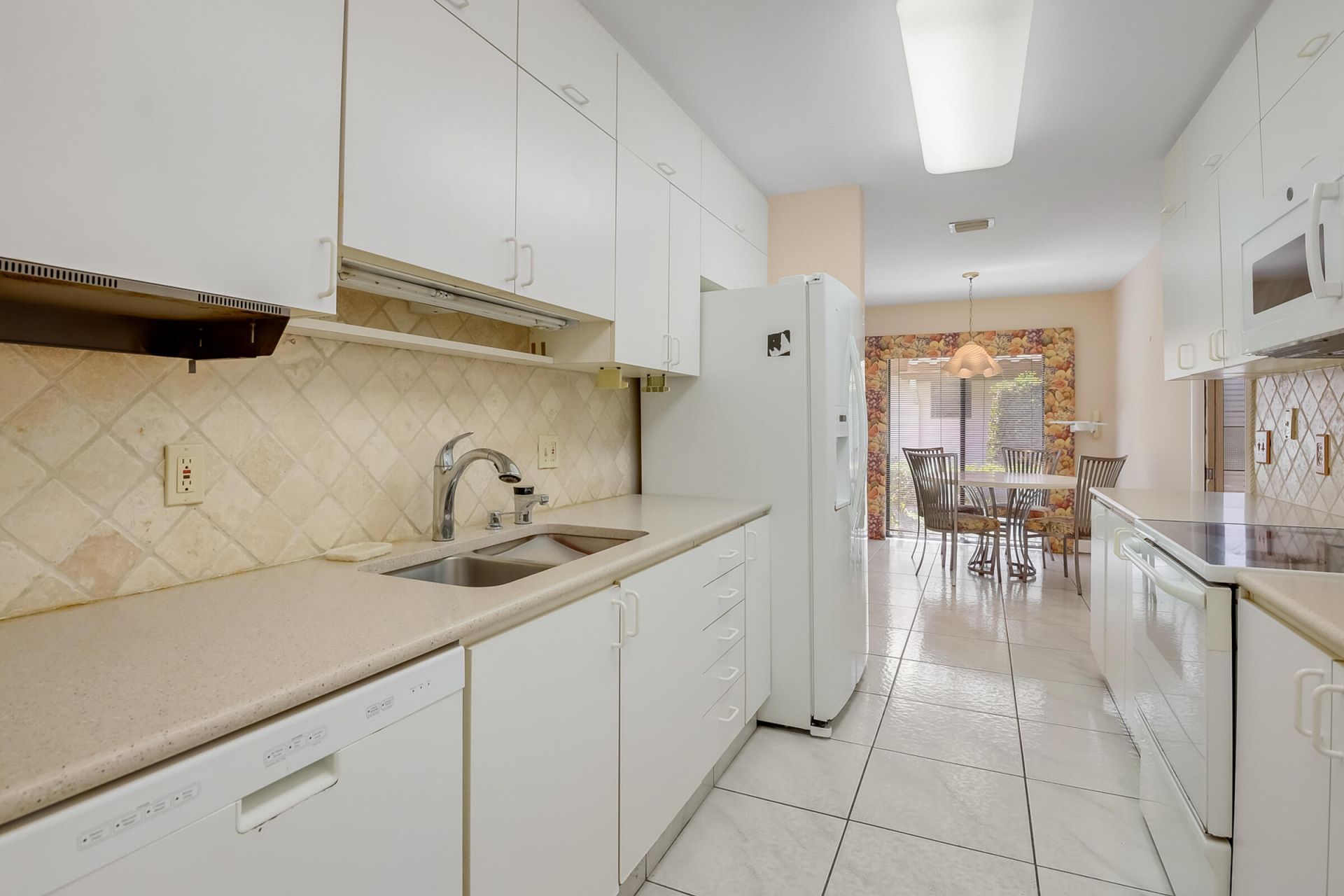 5482 San Marino Way, Lake Worth, FL 33467 Photo