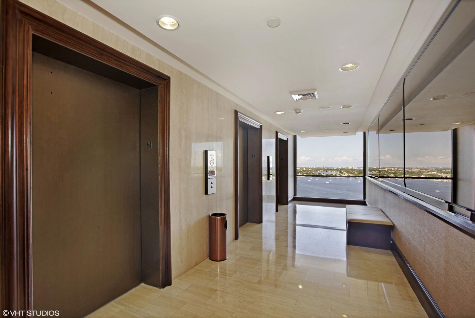 100 Lakeshore Drive, Unit 754, North Palm Beach, FL 33408 Photo