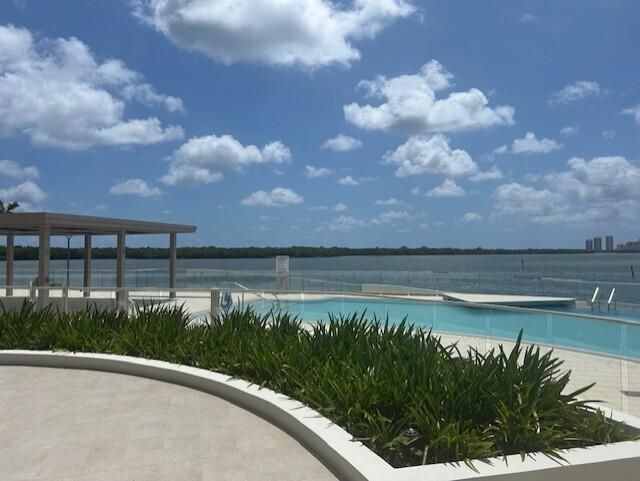 100 Lakeshore Drive, Unit 754, North Palm Beach, FL 33408 Photo