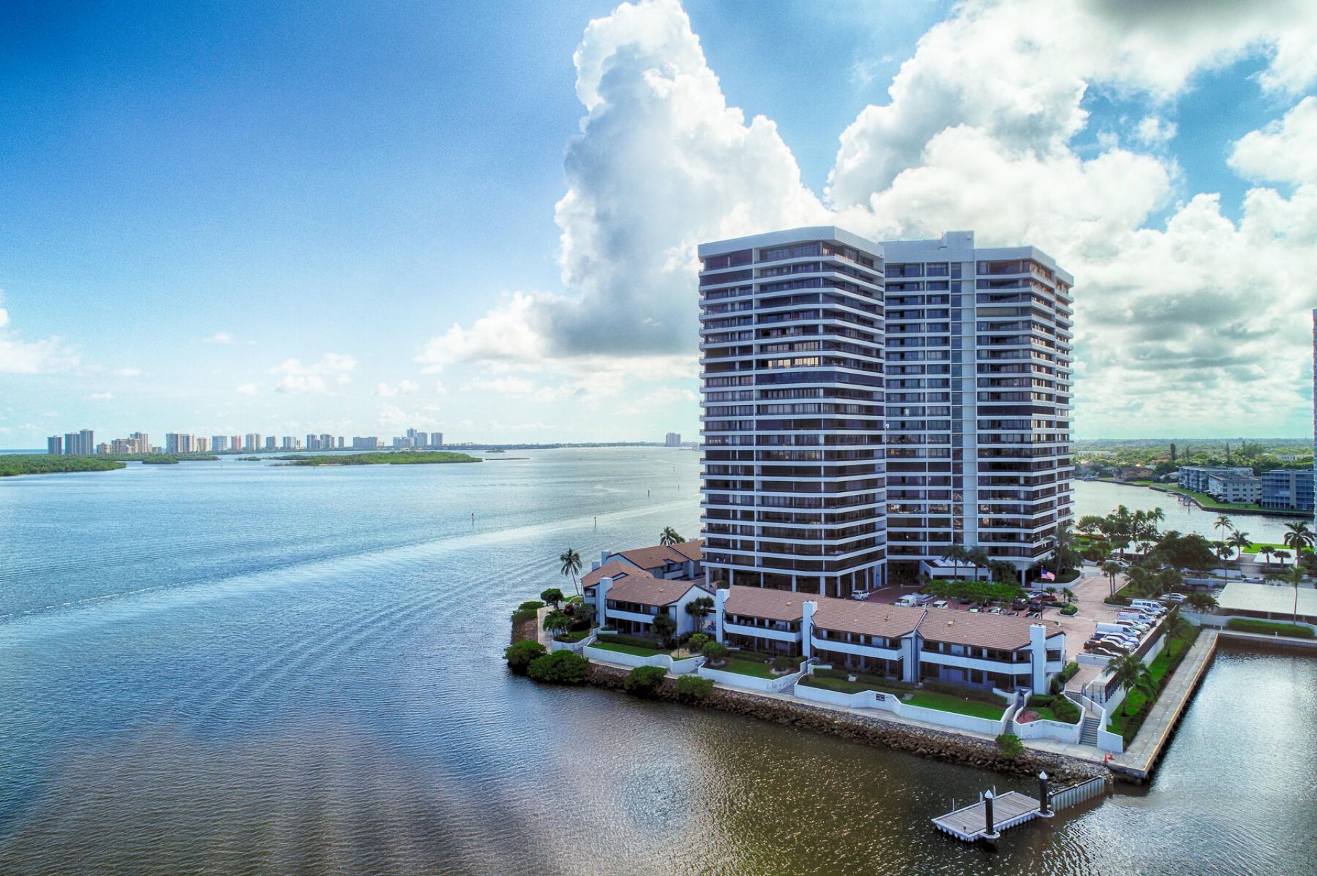 100 Lakeshore Drive, Unit 754, North Palm Beach, FL 33408 Photo