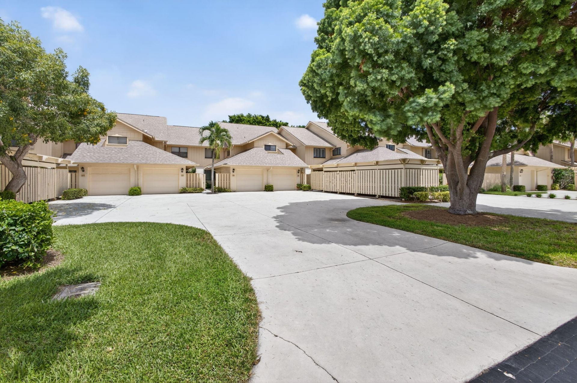 16942 Waterbend Drive, Unit 258, Jupiter, FL 33477 Photo