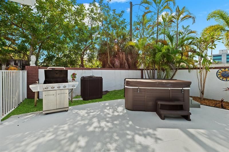 2200 36th Street, Fort Lauderdale, FL 33308 Photo