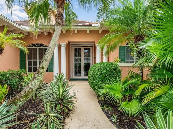 9017 Englewood Ct, Vero Beach, FL 32963