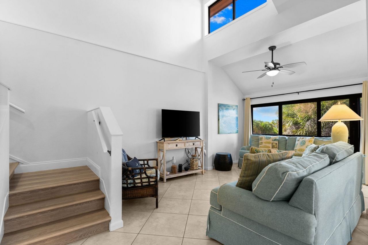 1811 Olde Middle Gulf Dr, Unit 14, Sanibel, FL 33957 Photo