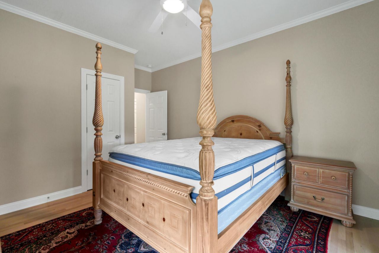 308 Jungle Road Photo 21