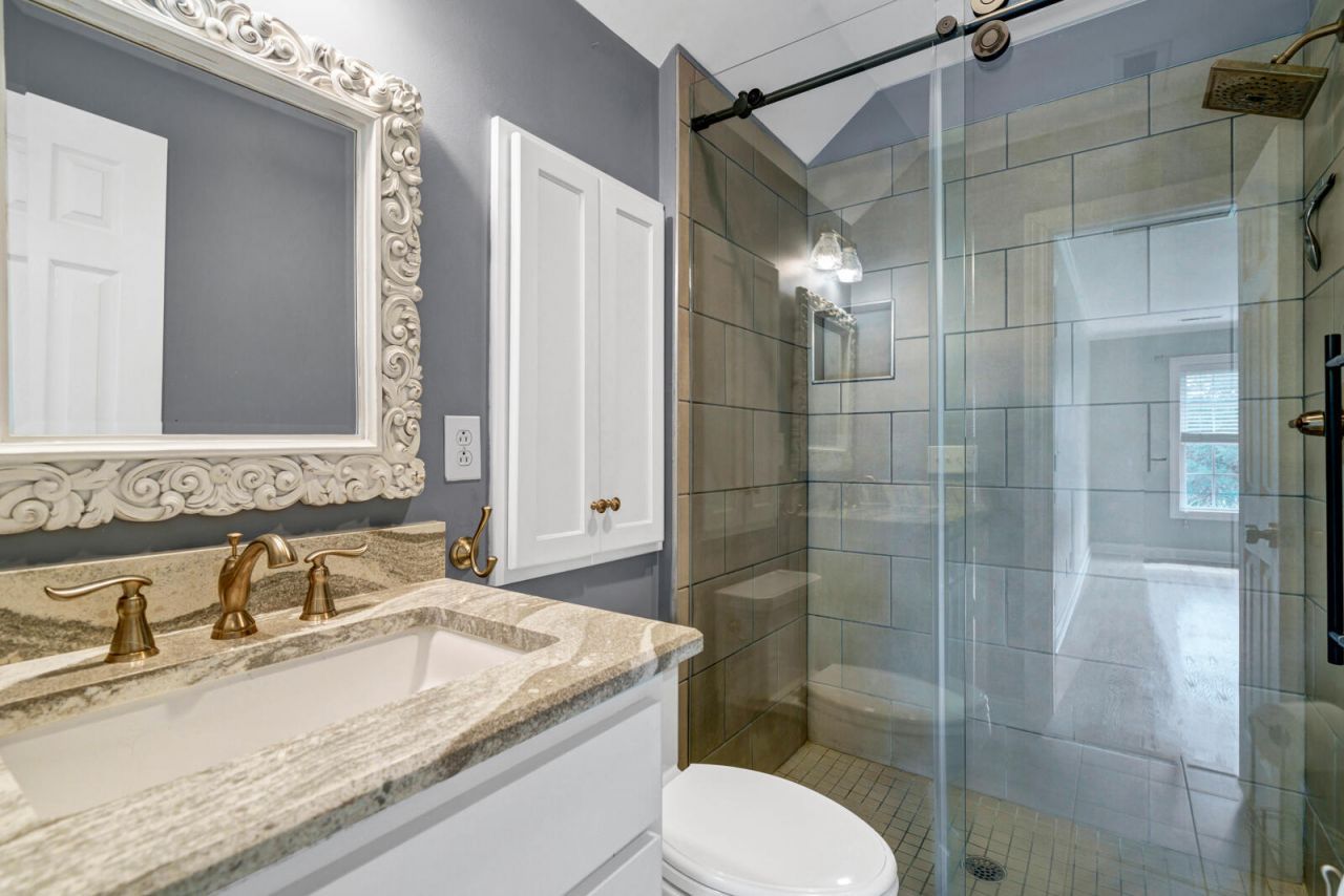 308 Jungle Road Photo 28