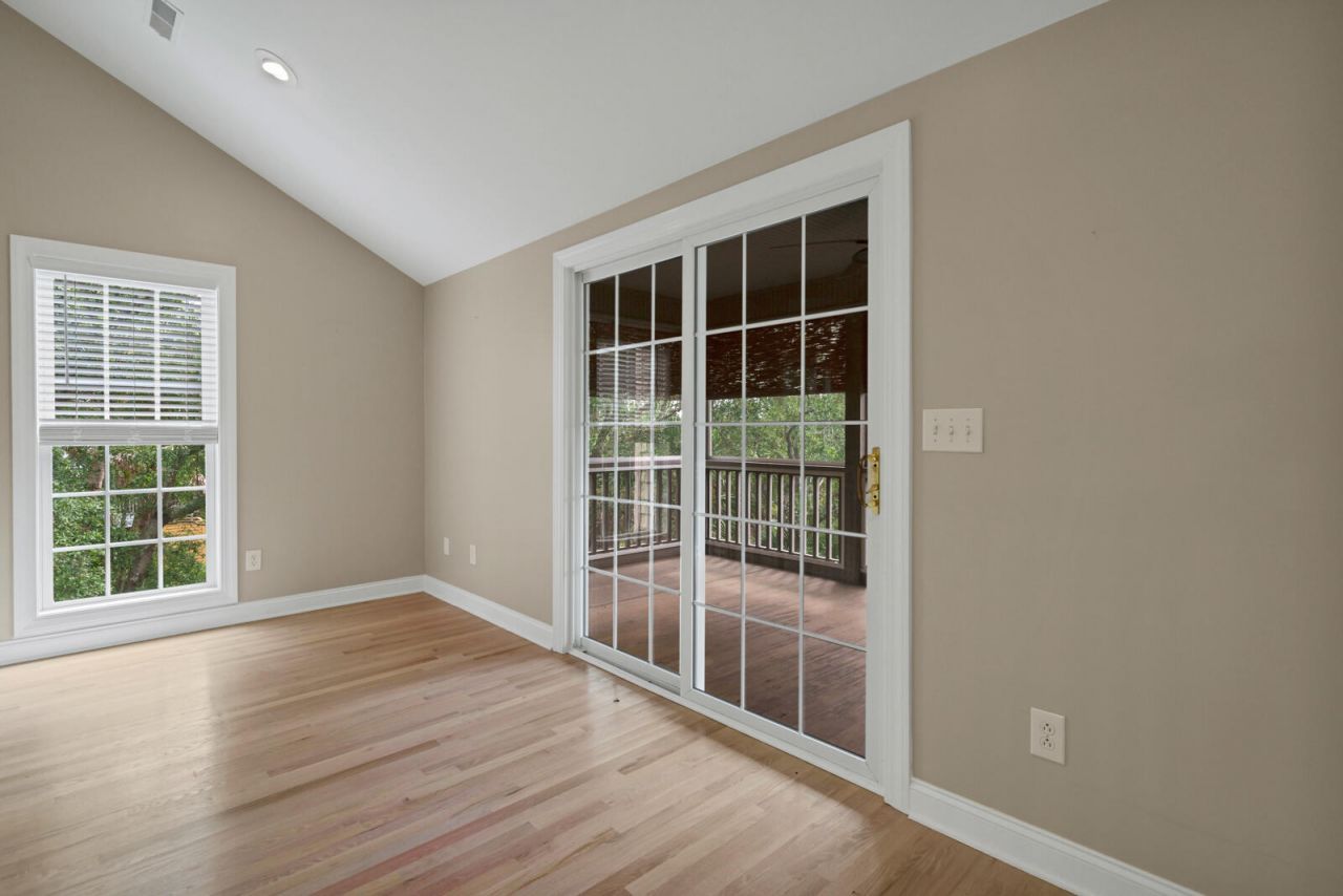 308 Jungle Road Photo 31