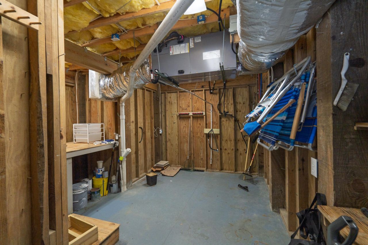 308 Jungle Road Photo 54