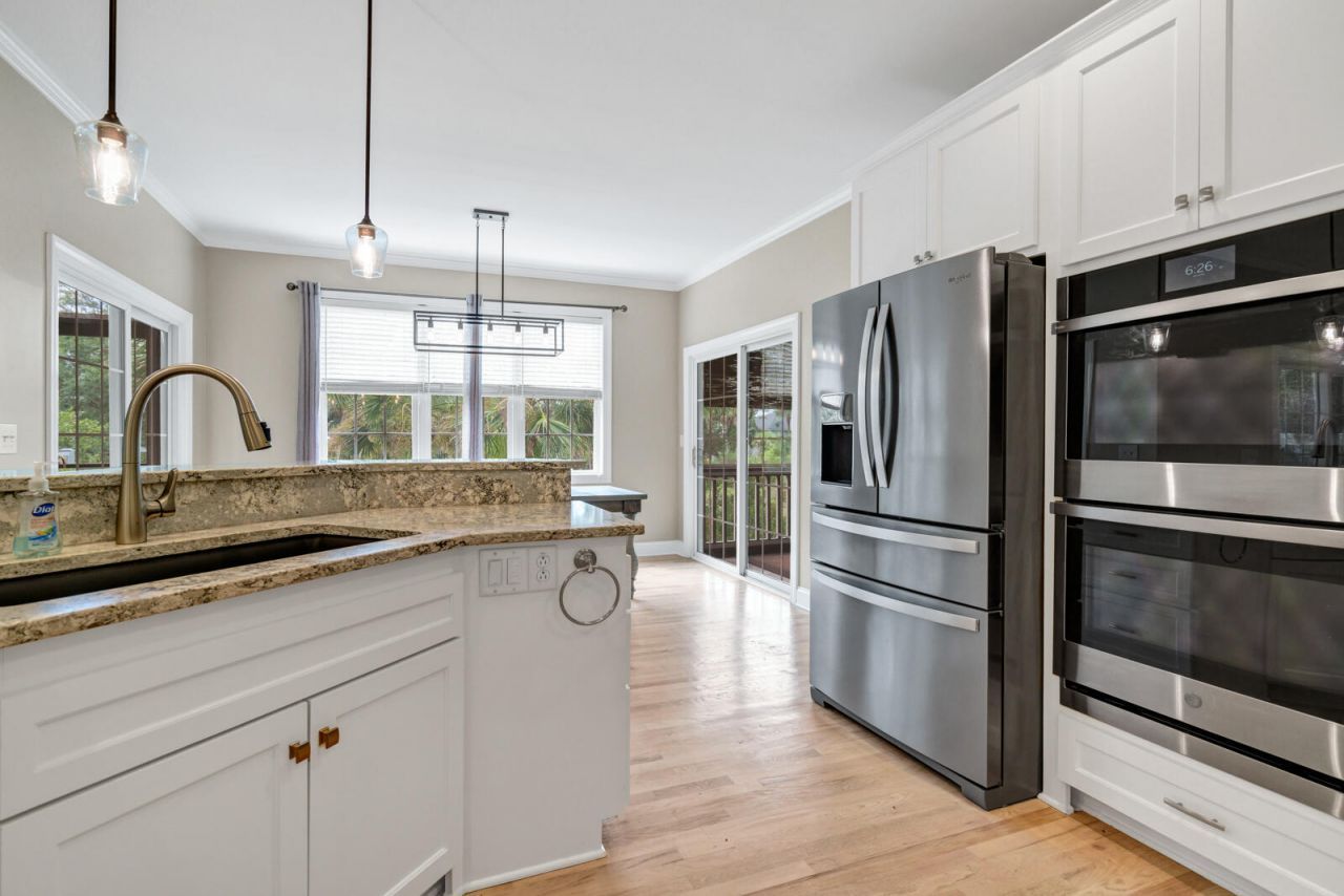 308 Jungle Road Photo 8