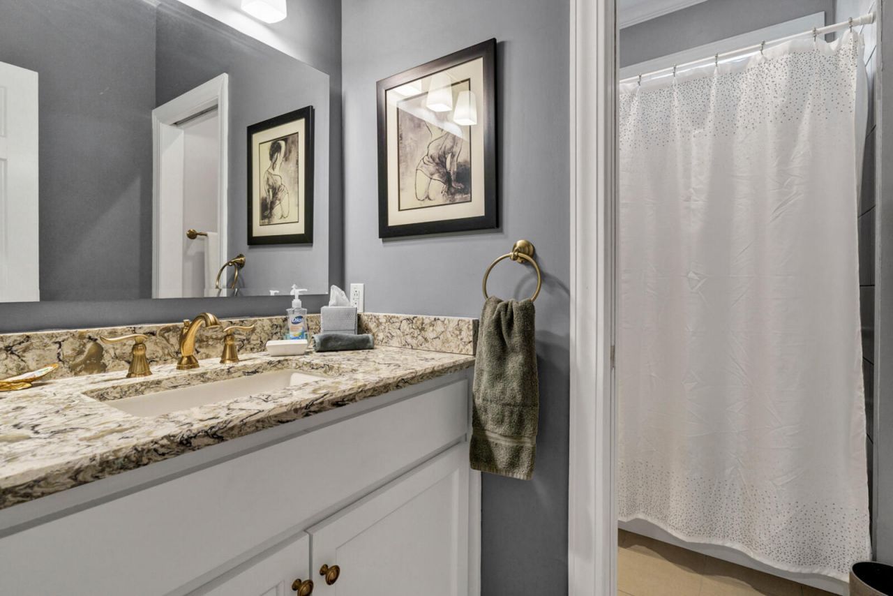 308 Jungle Road Photo 89