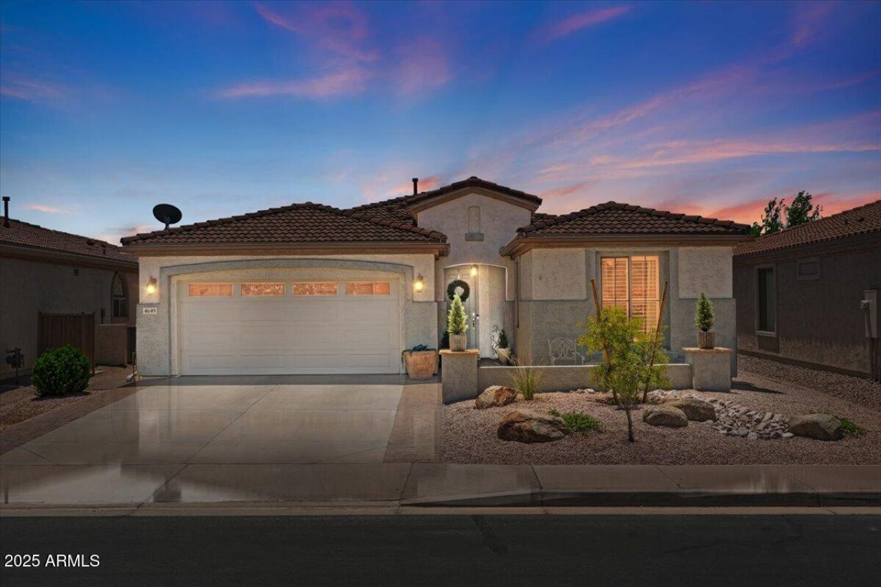 4649 E Sourwood Drive, Gilbert, AZ 85298 Main Photo