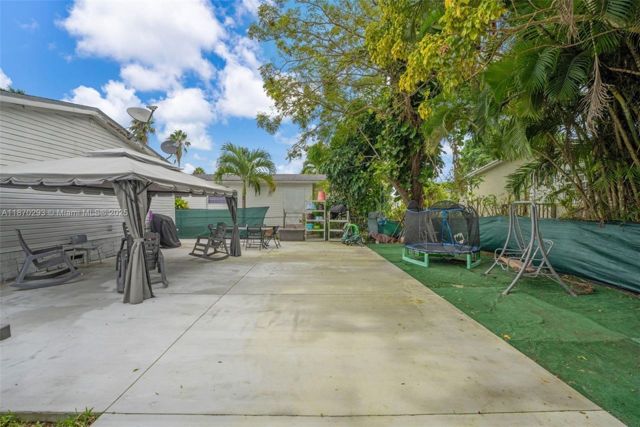 19800 SW 180 Ave # 247, Miami, FL 33187 Photo