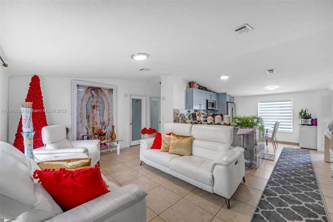 19800 SW 180 Ave # 247, Miami, FL 33187 Photo