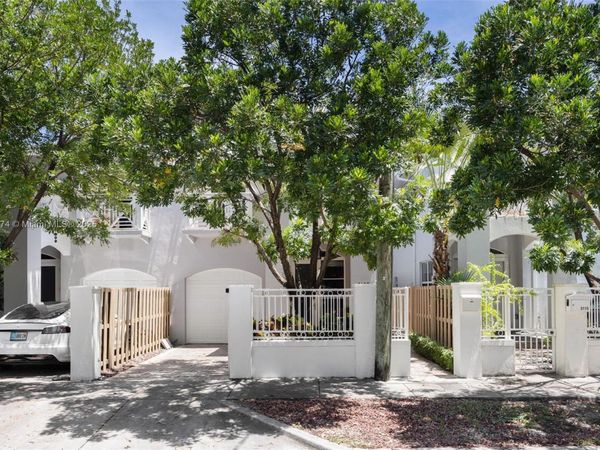 3109 Hibiscus St, Unit 3109, Coconut Grove, FL 33133