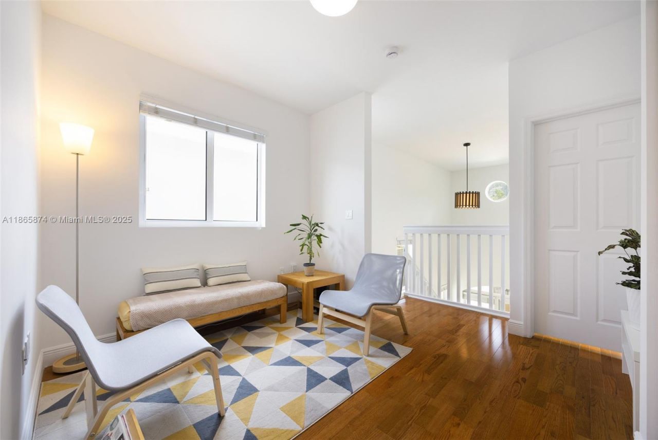 3109 Hibiscus St, Unit 3109, Coconut Grove, FL 33133 Photo