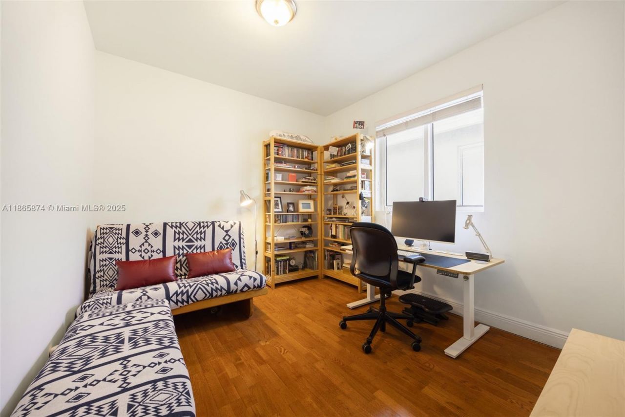 3109 Hibiscus St, Unit 3109, Coconut Grove, FL 33133 Photo