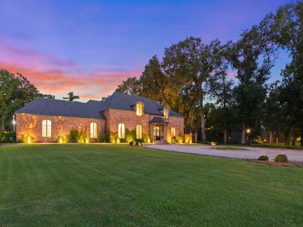 201 Acacia Drive, Lafayette, LA 70508