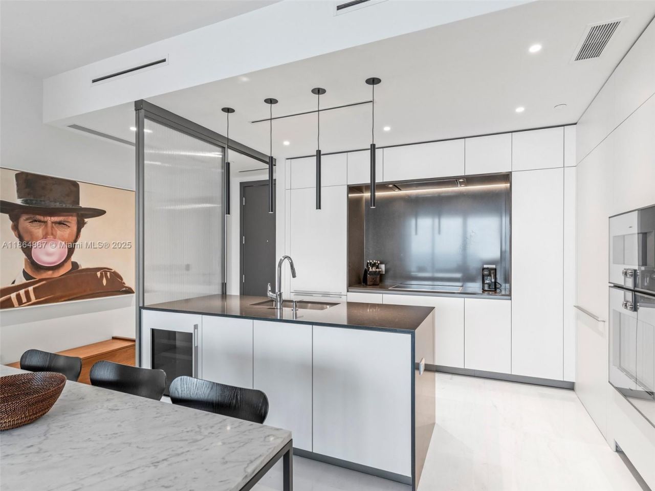 300 Biscayne Blvd Way, Unit 2505, Miami, FL 33131 Photo