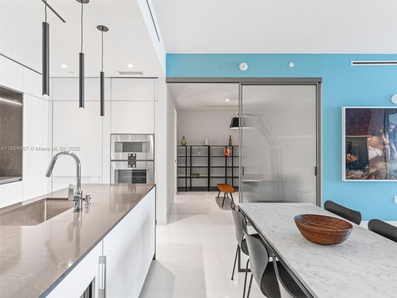 300 Biscayne Blvd Way, Unit 2505, Miami, FL 33131 Photo