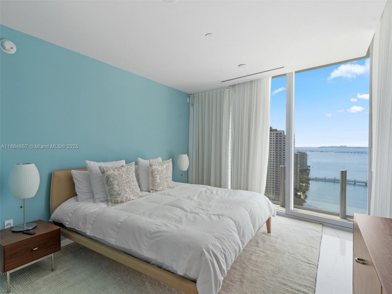 300 Biscayne Blvd Way, Unit 2505, Miami, FL 33131 Photo
