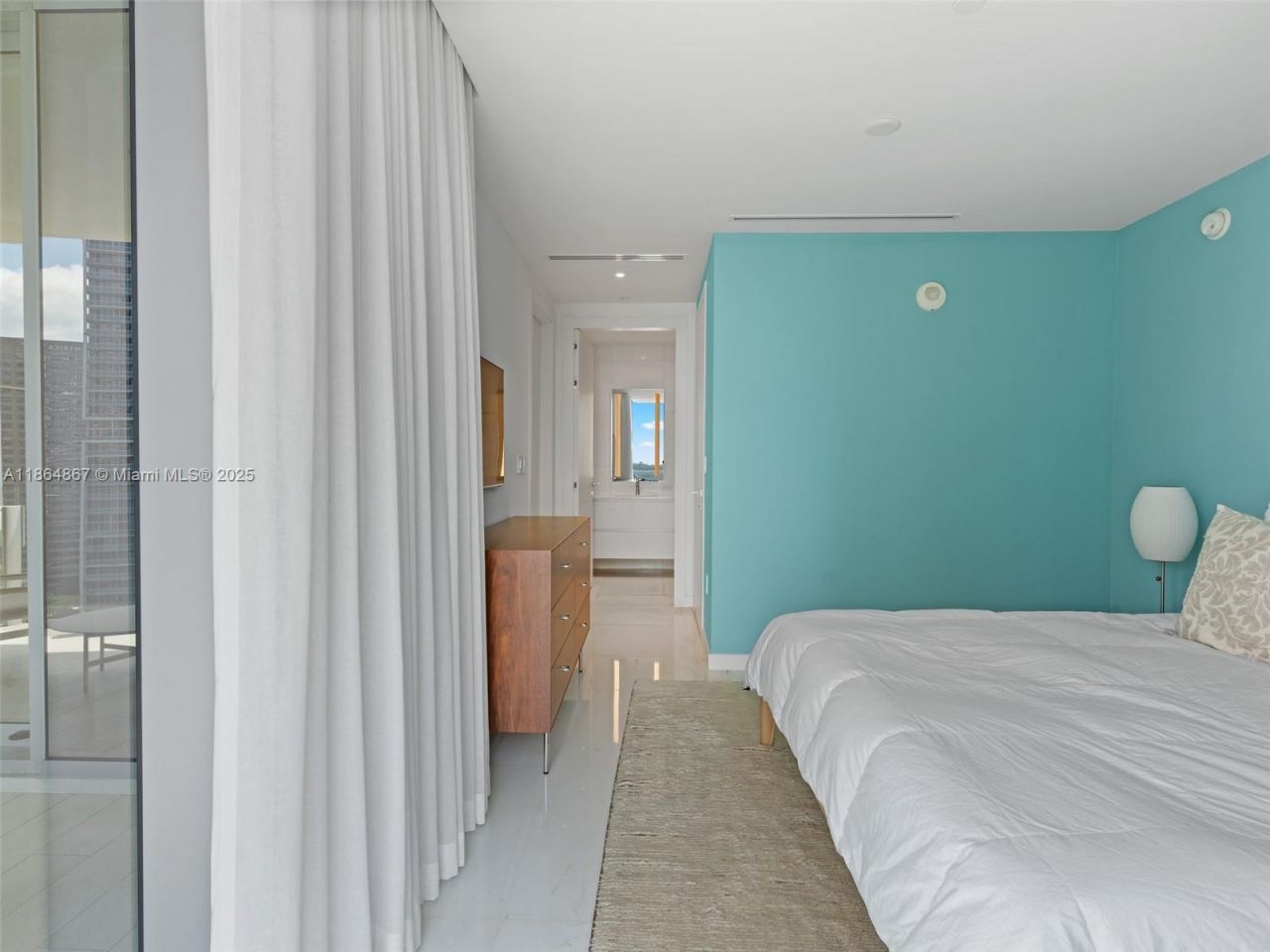 300 Biscayne Blvd Way, Unit 2505, Miami, FL 33131 Photo