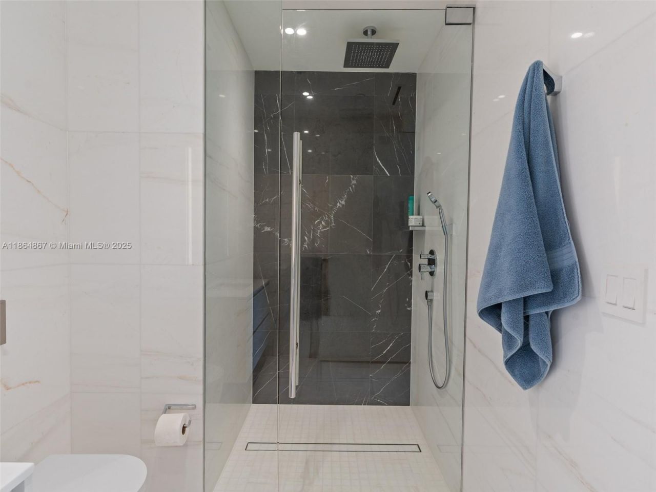 300 Biscayne Blvd Way, Unit 2505, Miami, FL 33131 Photo