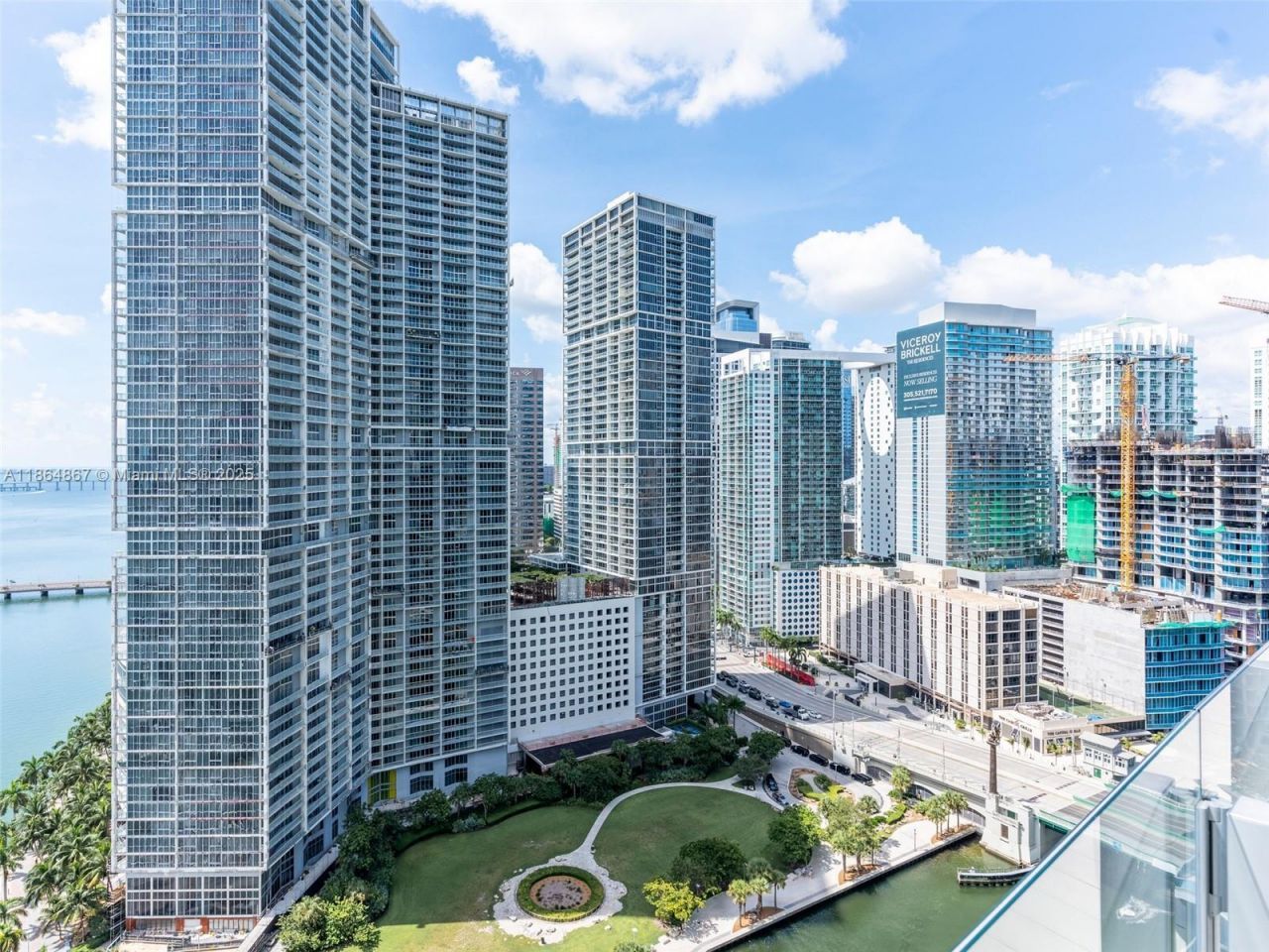 300 Biscayne Blvd Way, Unit 2505, Miami, FL 33131 Photo