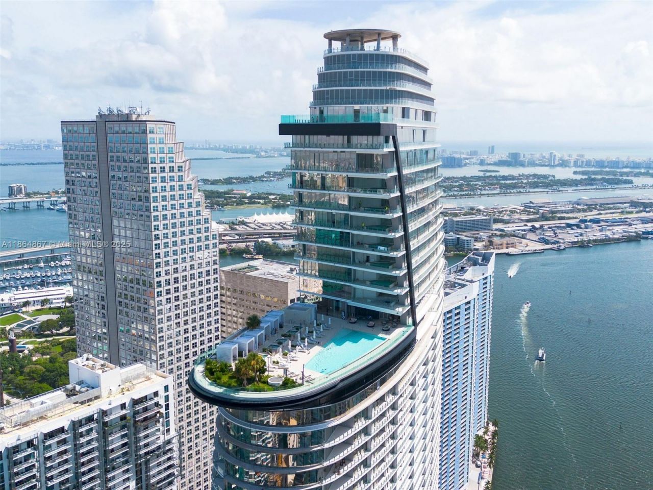 300 Biscayne Blvd Way, Unit 2505, Miami, FL 33131 Photo