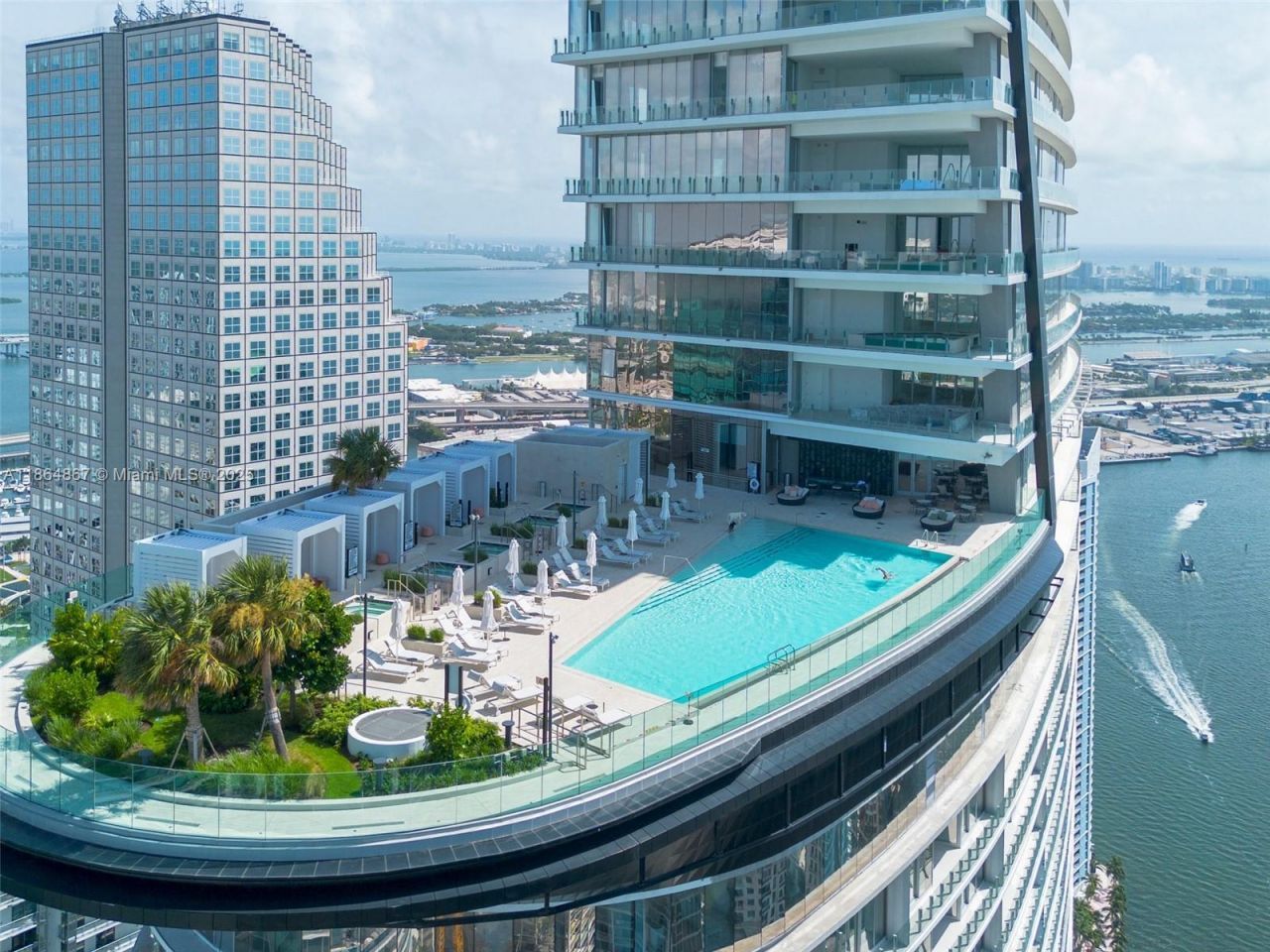 300 Biscayne Blvd Way, Unit 2505, Miami, FL 33131 Photo