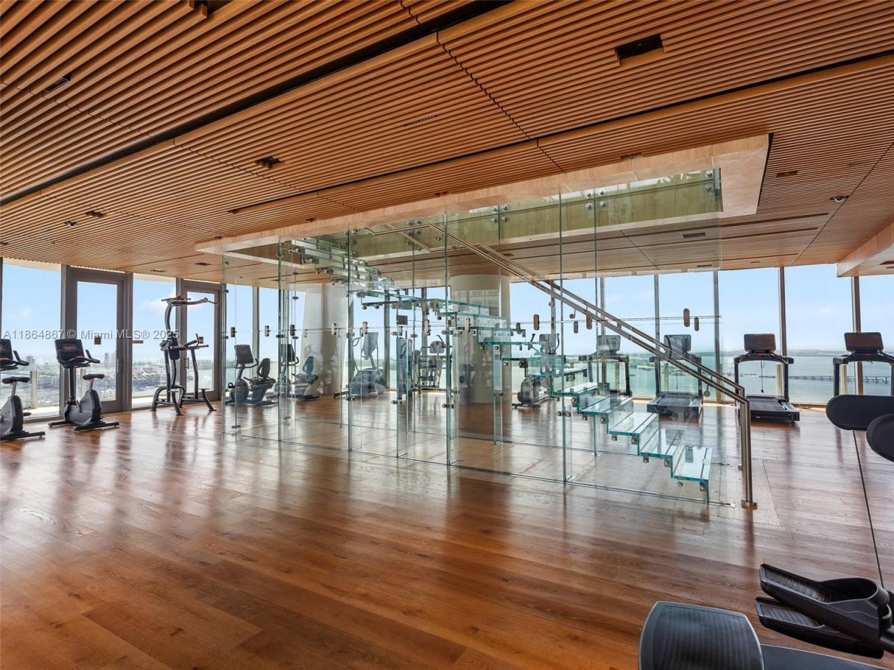 300 Biscayne Blvd Way, Unit 2505, Miami, FL 33131 Photo