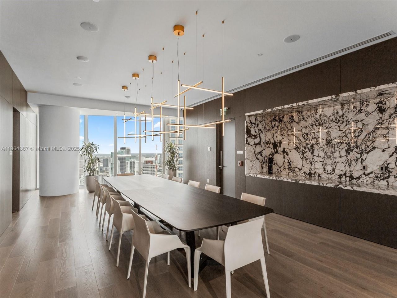 300 Biscayne Blvd Way, Unit 2505, Miami, FL 33131 Photo