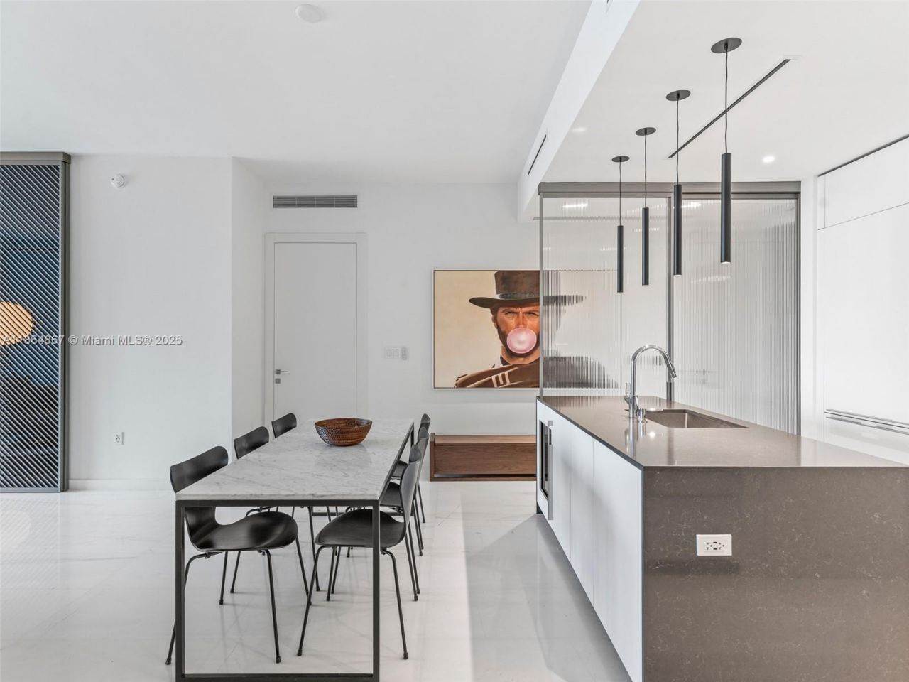 300 Biscayne Blvd Way, Unit 2505, Miami, FL 33131 Photo