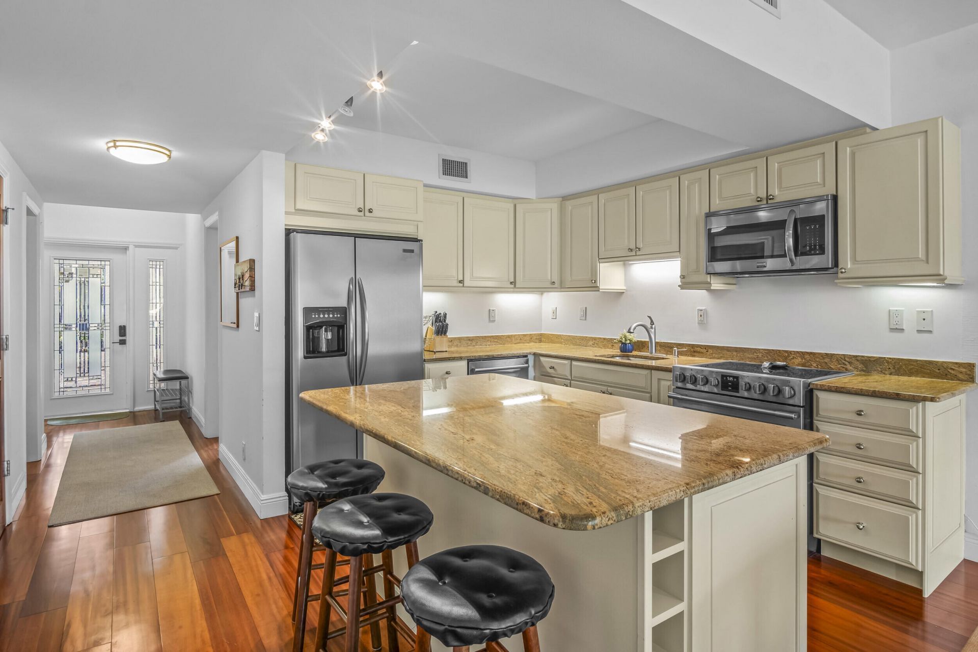 730 Greensward Court, Unit 105-J, Delray Beach, FL 33445 Photo