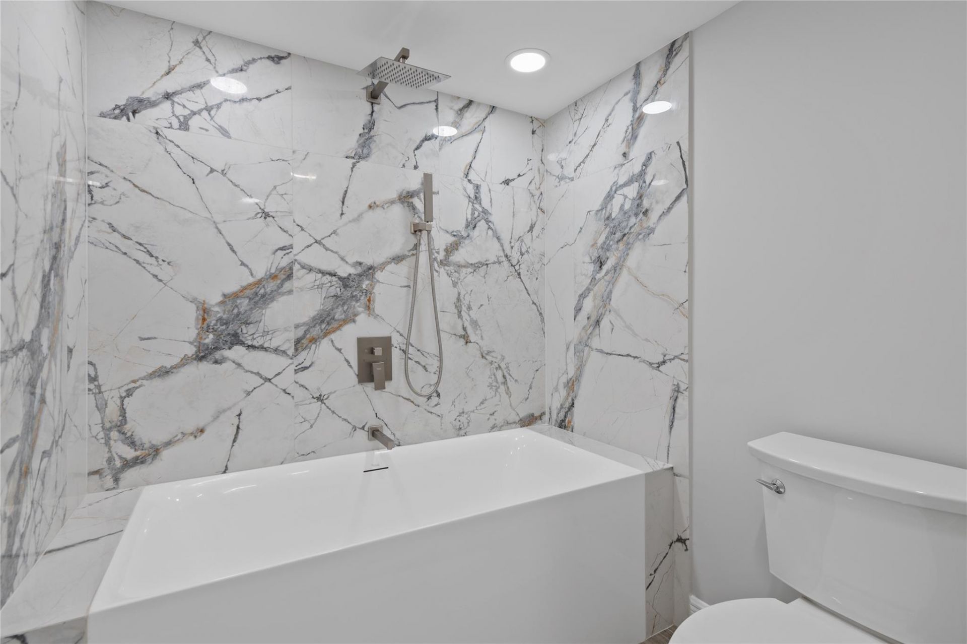 777 Bayshore Drive, Unit 705, Fort Lauderdale, FL 33304 Photo