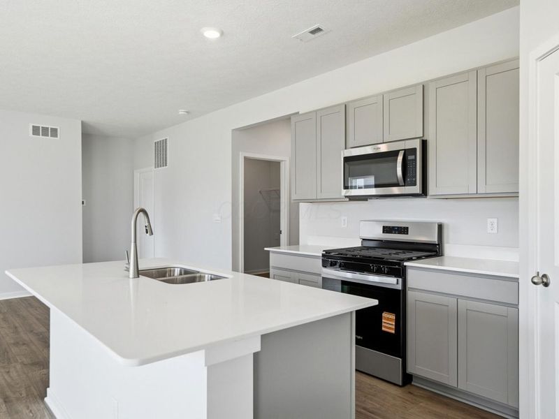 400 Garnet Ranch Drive, Delaware, OH 43015 Photo 11