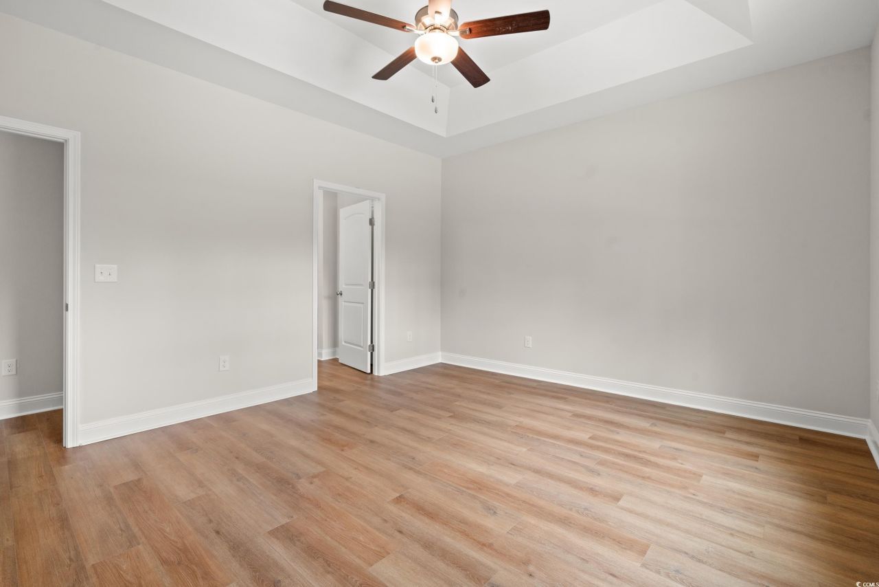 1161 Loop Circle Photo 10