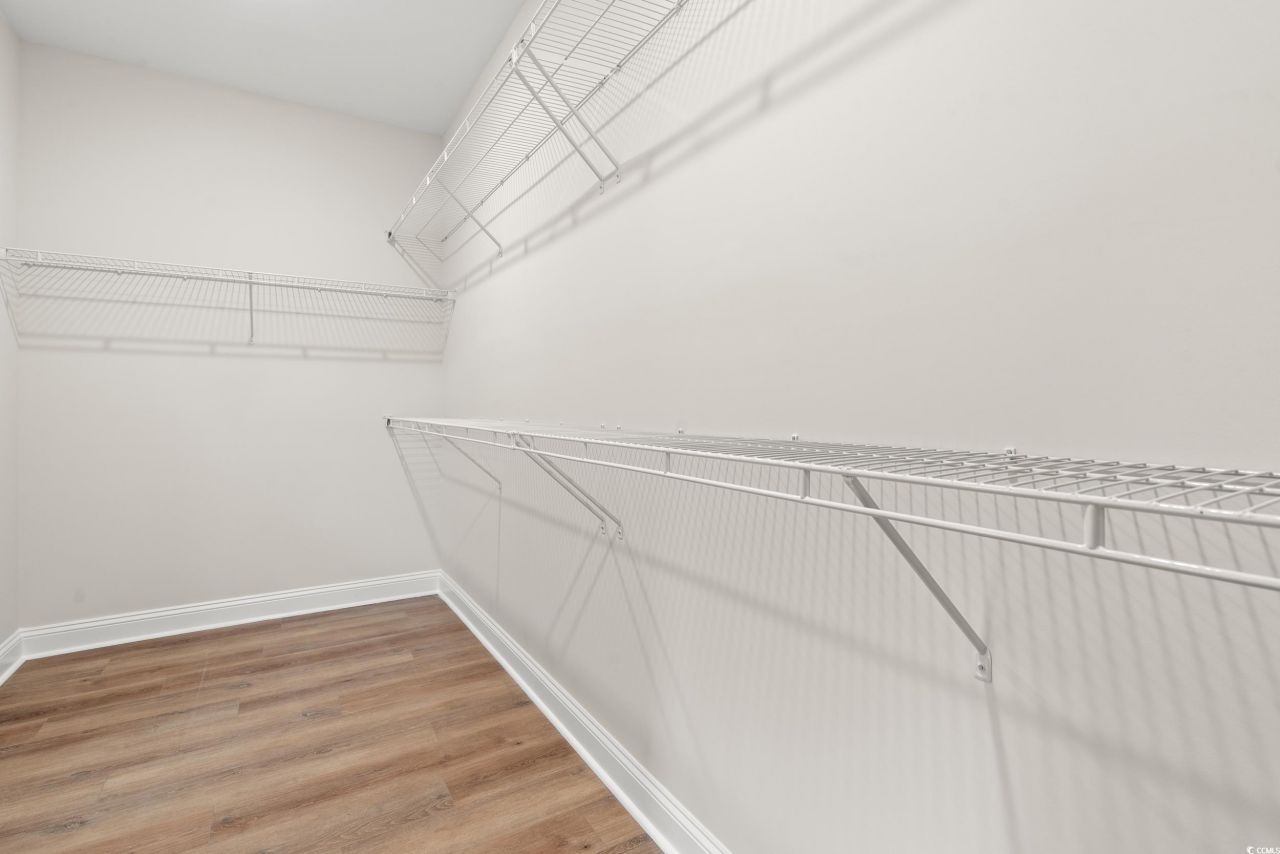 1161 Loop Circle Photo 13