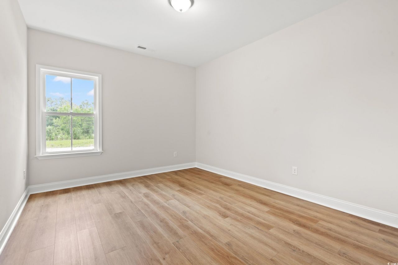 1161 Loop Circle Photo 15