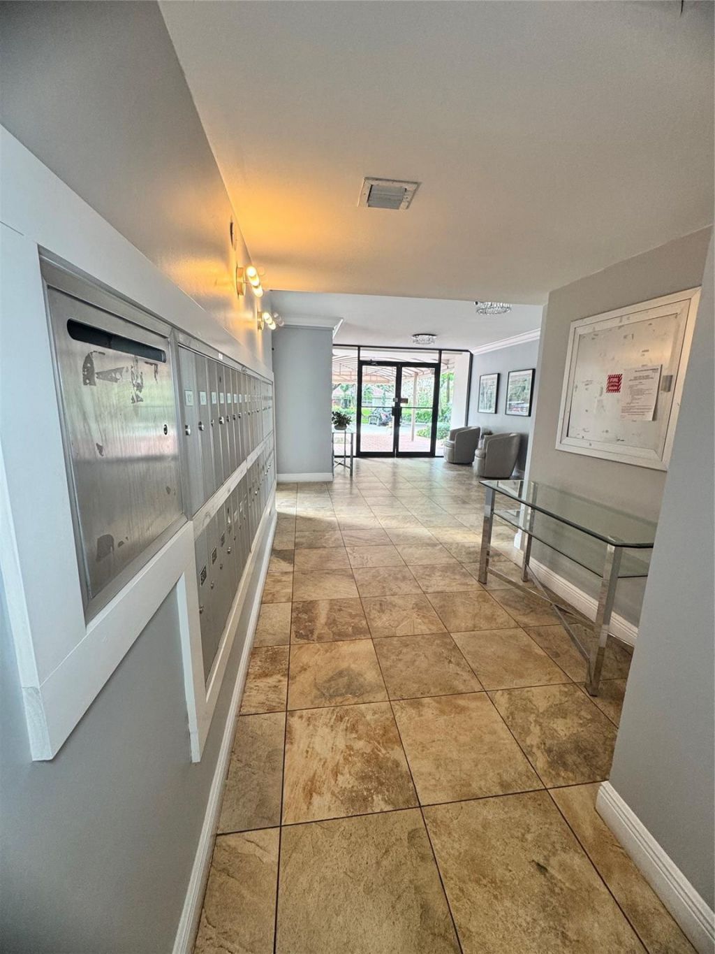 2850 N Palm Aire Drive, Unit 207, Pompano Beach, FL 33069 Photo