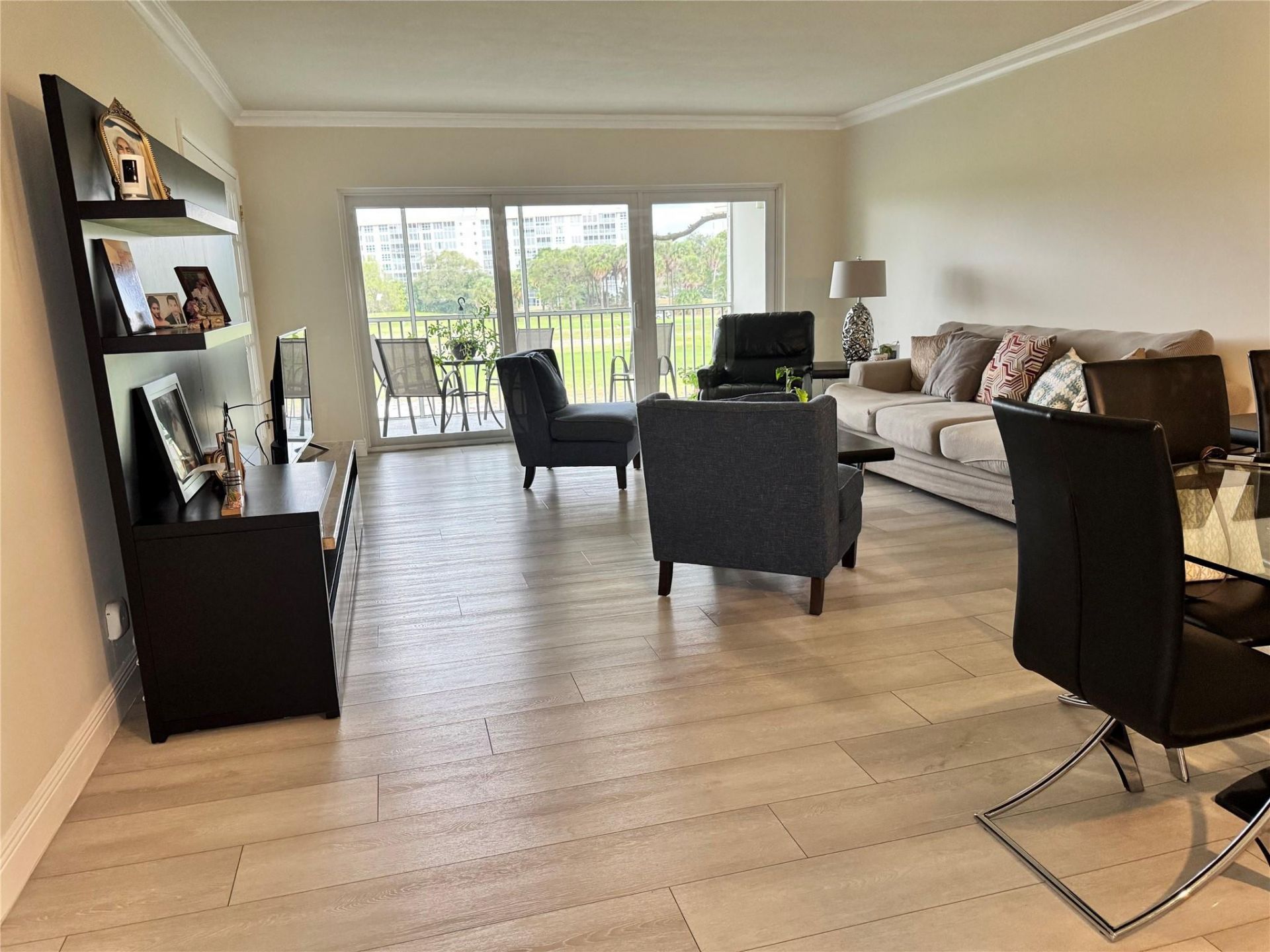 2850 N Palm Aire Drive, Unit 207, Pompano Beach, FL 33069 Photo