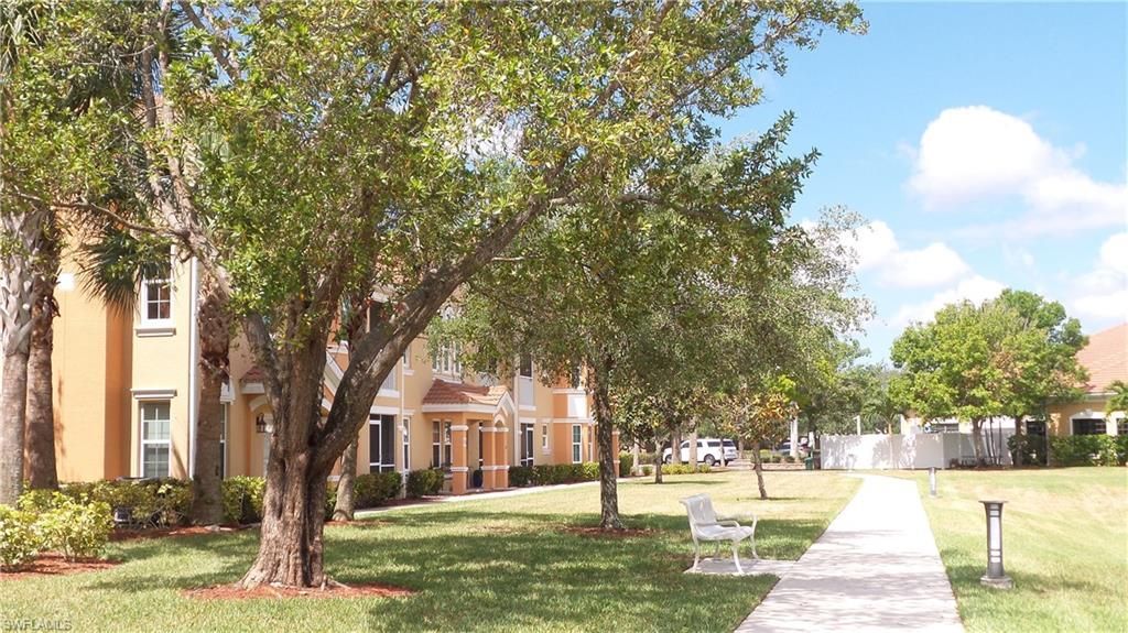 1831 Concordia Lake Cir, Unit 1409, Cape Coral, FL 33909 Photo