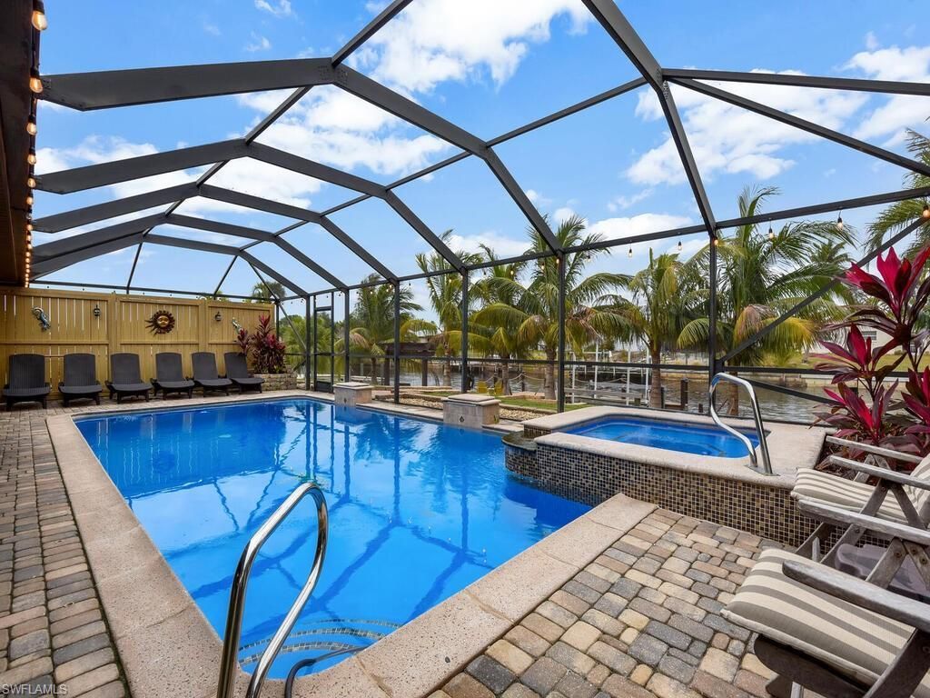 1901 SE 13th St, Cape Coral, FL 33990 Photo