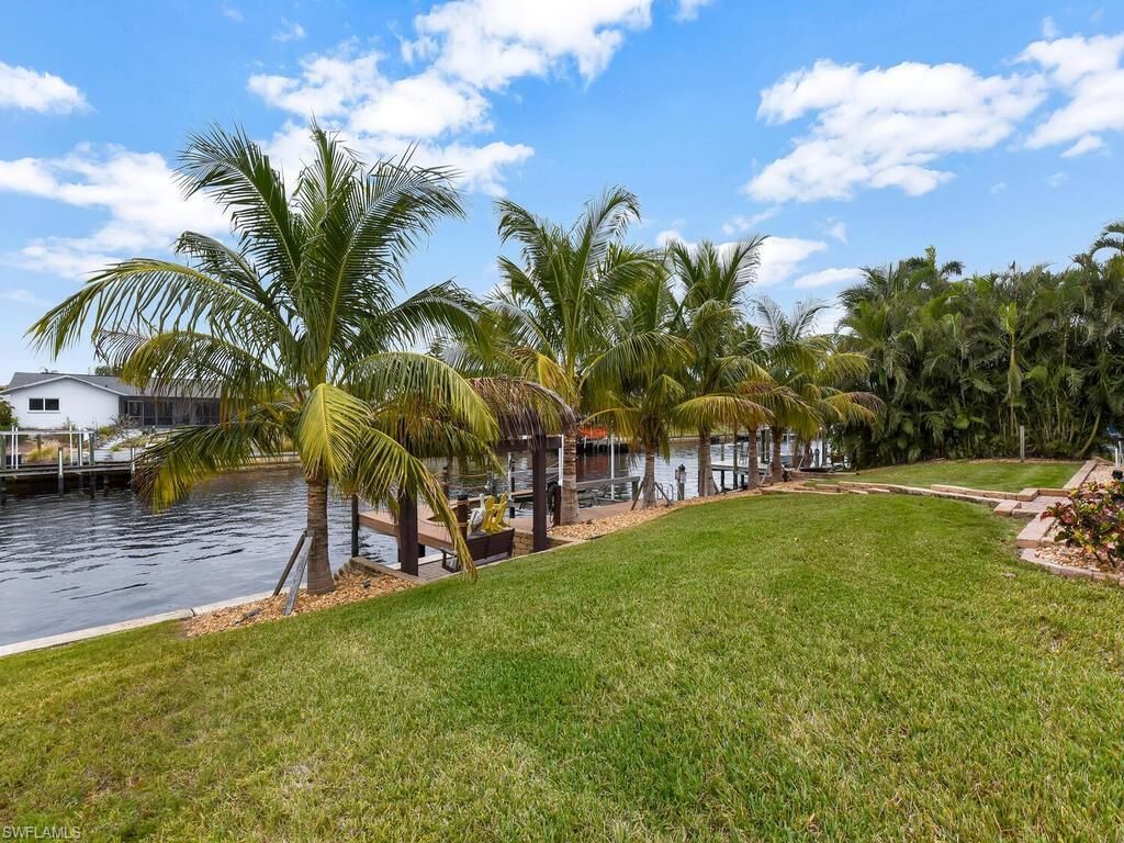 1901 SE 13th St, Cape Coral, FL 33990 Photo