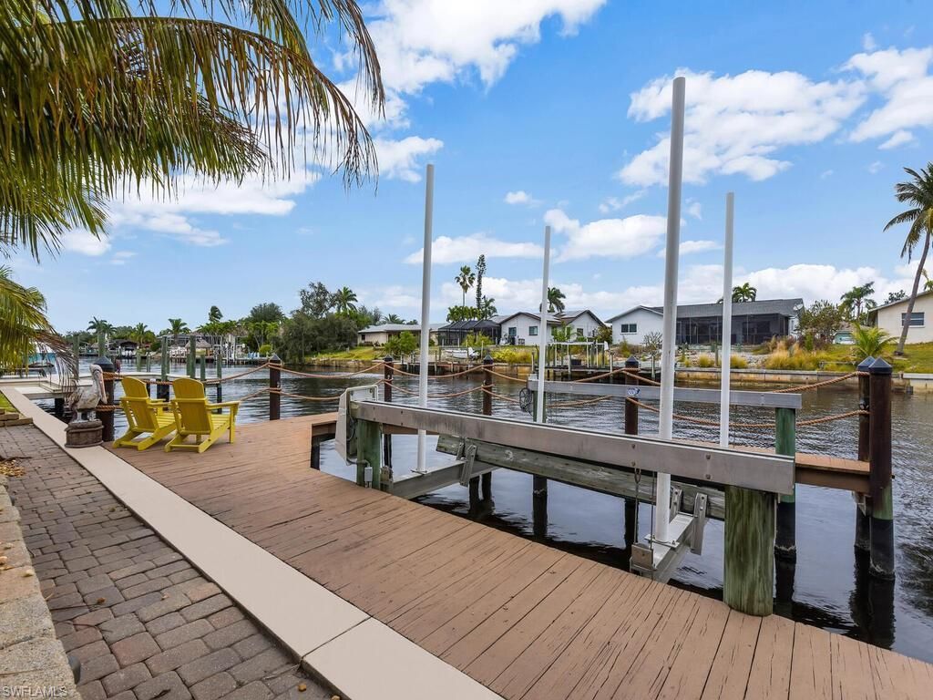 1901 SE 13th St, Cape Coral, FL 33990 Photo