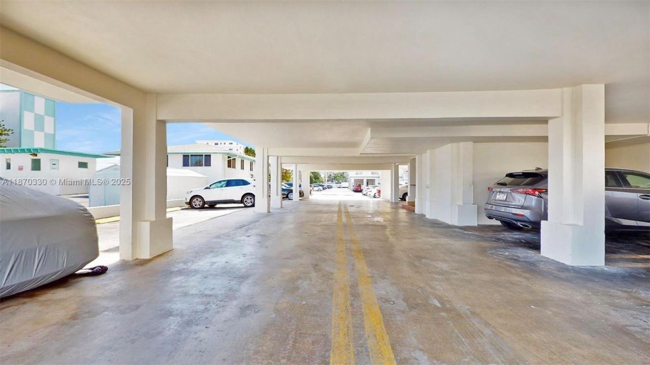 1801 S Ocean Dr, Unit 501, Hollywood, FL 33019 Photo