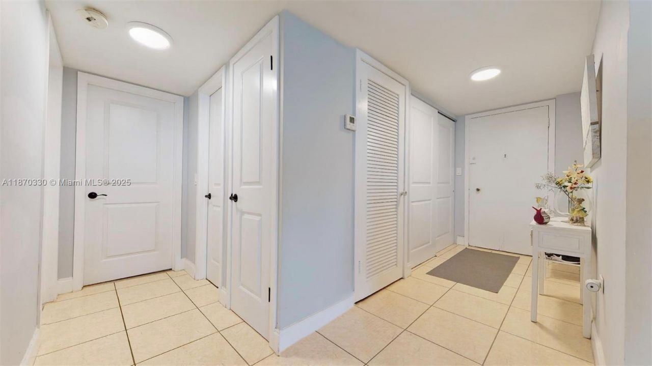 1801 S Ocean Dr, Unit 501, Hollywood, FL 33019 Photo